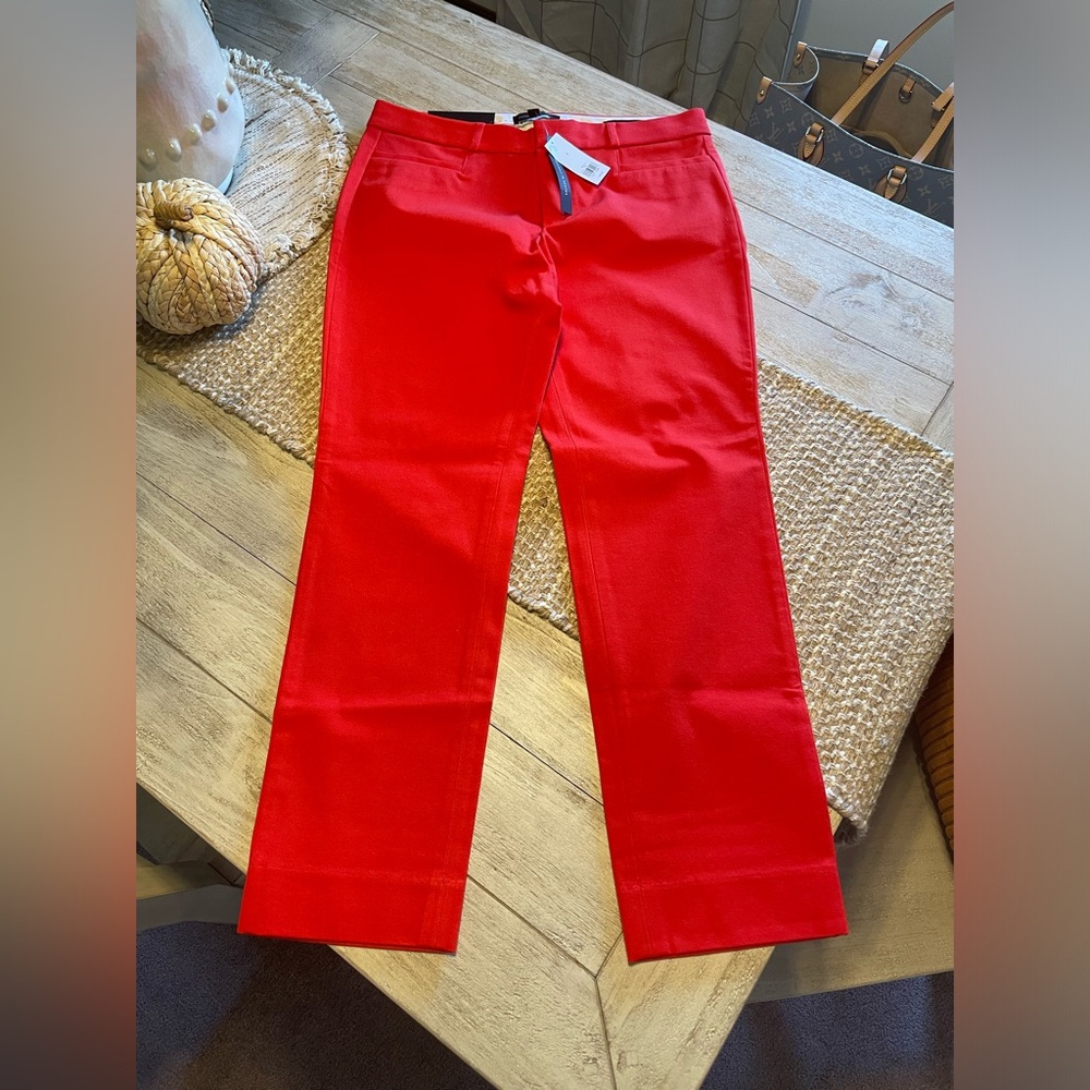 Banana Republic size 8 Sloan skinny ankle pant.